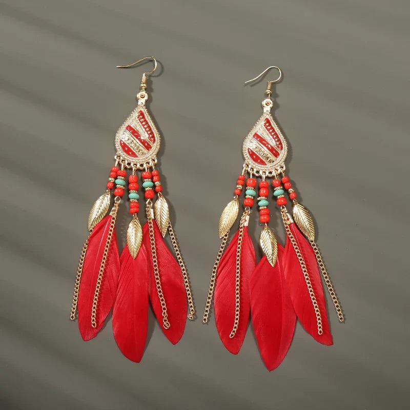Aros Largos Boho con Pluma y Borlas