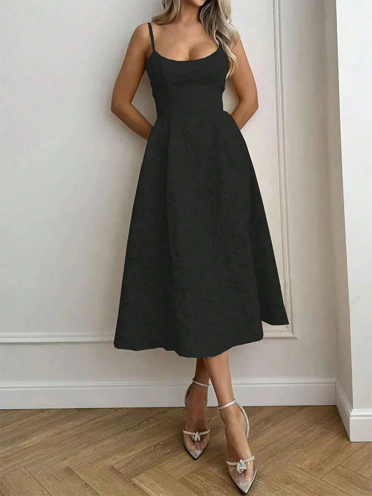 Vestido Largo Línea A con Tiritas y Espalda Descubierta