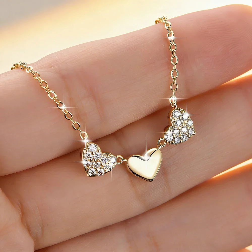 Collar 14K Gold Filled con Tres Corazones de Moissanita