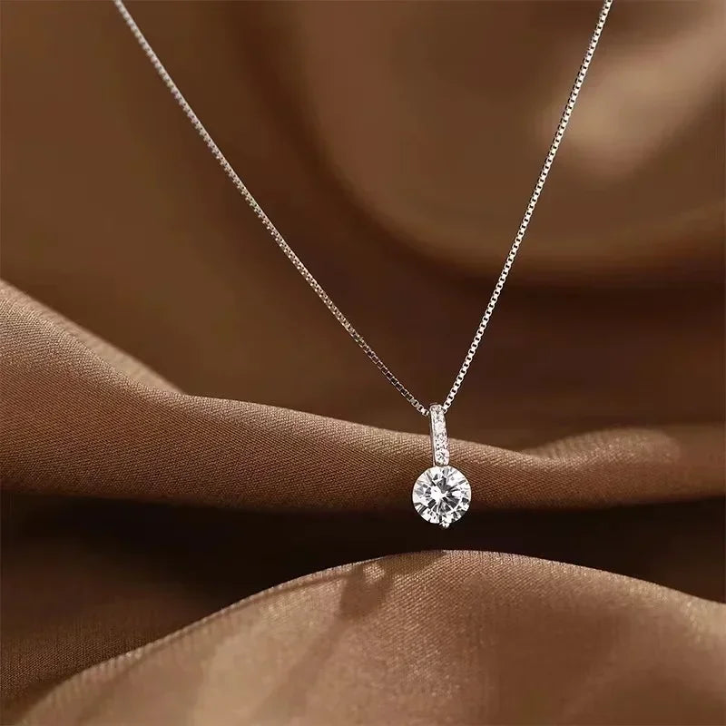 Collar de Plata 925 con Zirconia Estilo Minimalista