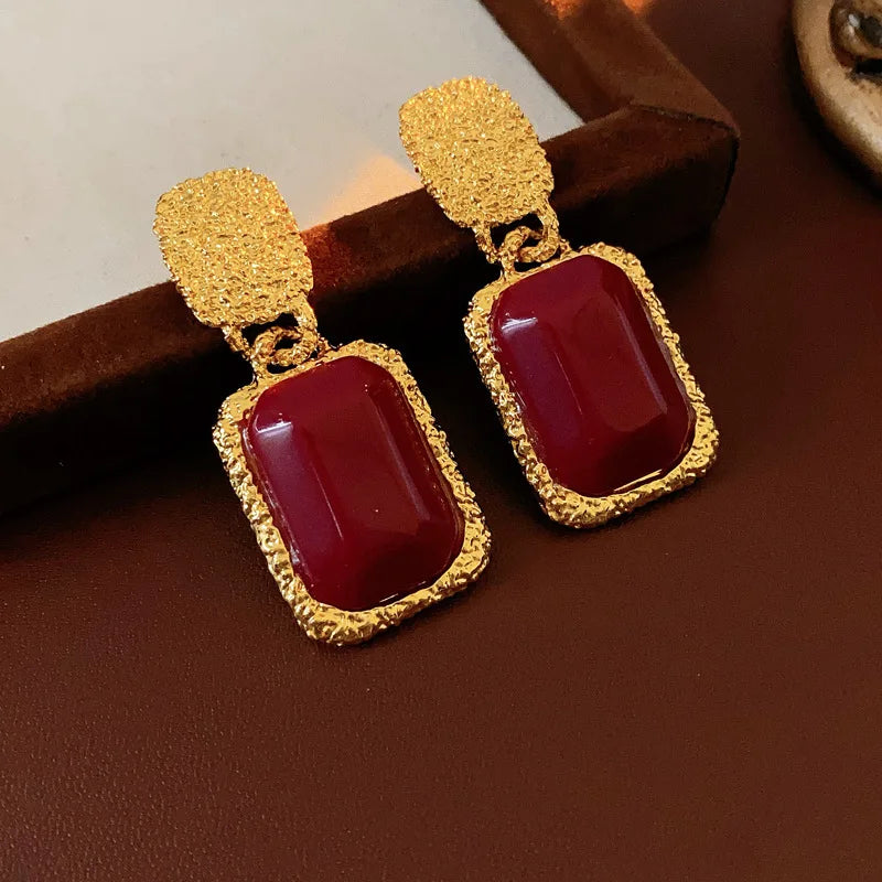 Aros Vintage Resina Roja Forma Oval