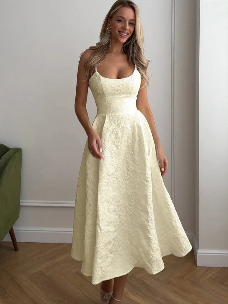 Vestido Largo Línea A con Tiritas y Espalda Descubierta