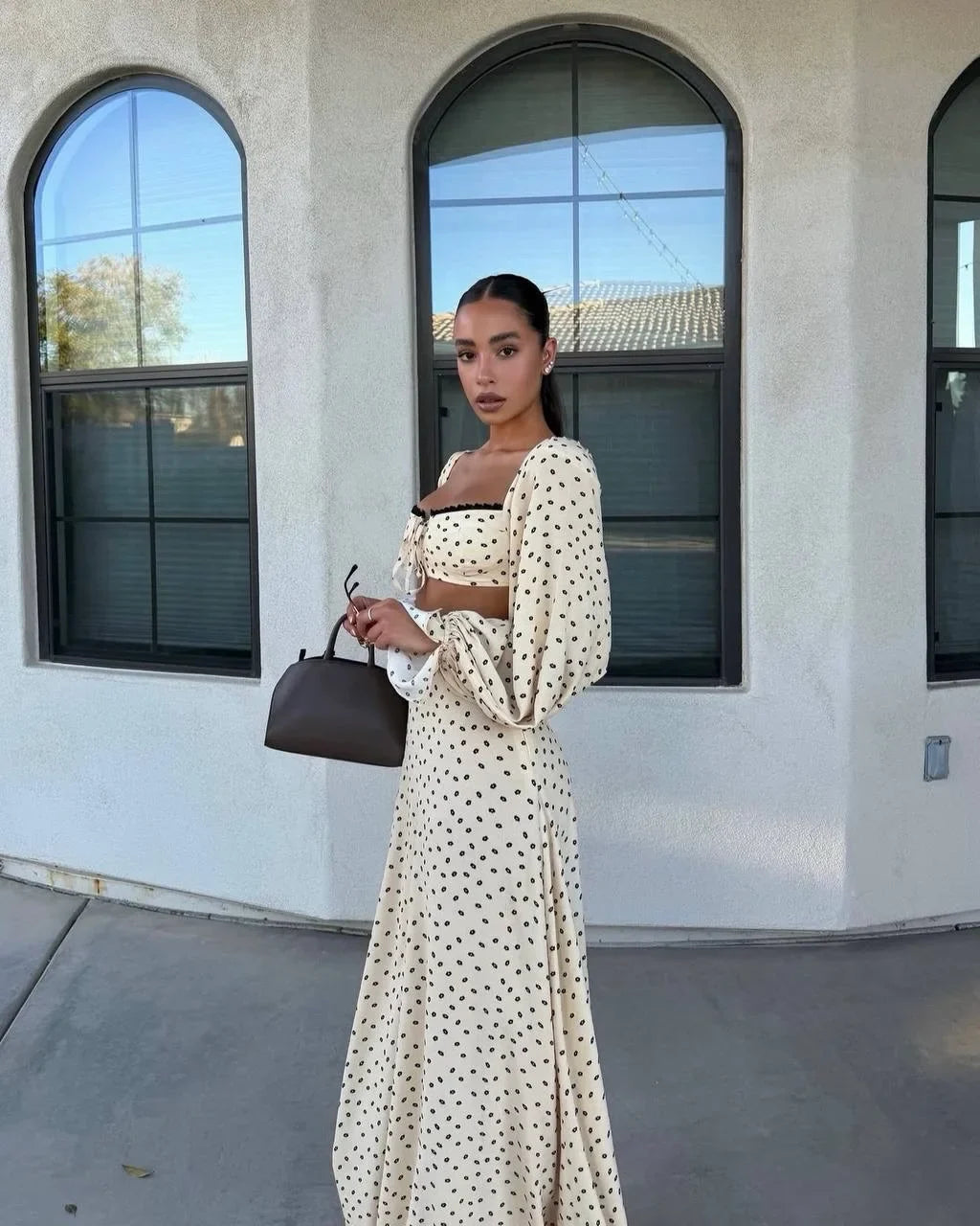 Conjunto Top Lunares y Falda Línea A