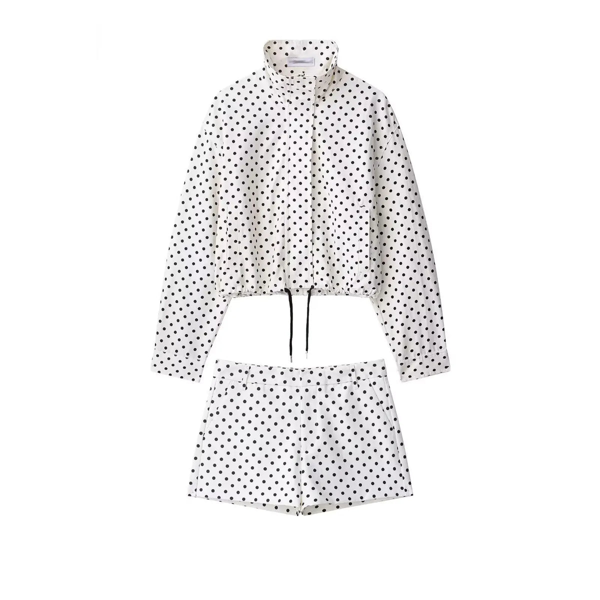Conjunto Campera con Lunares y Short Cuello Alto