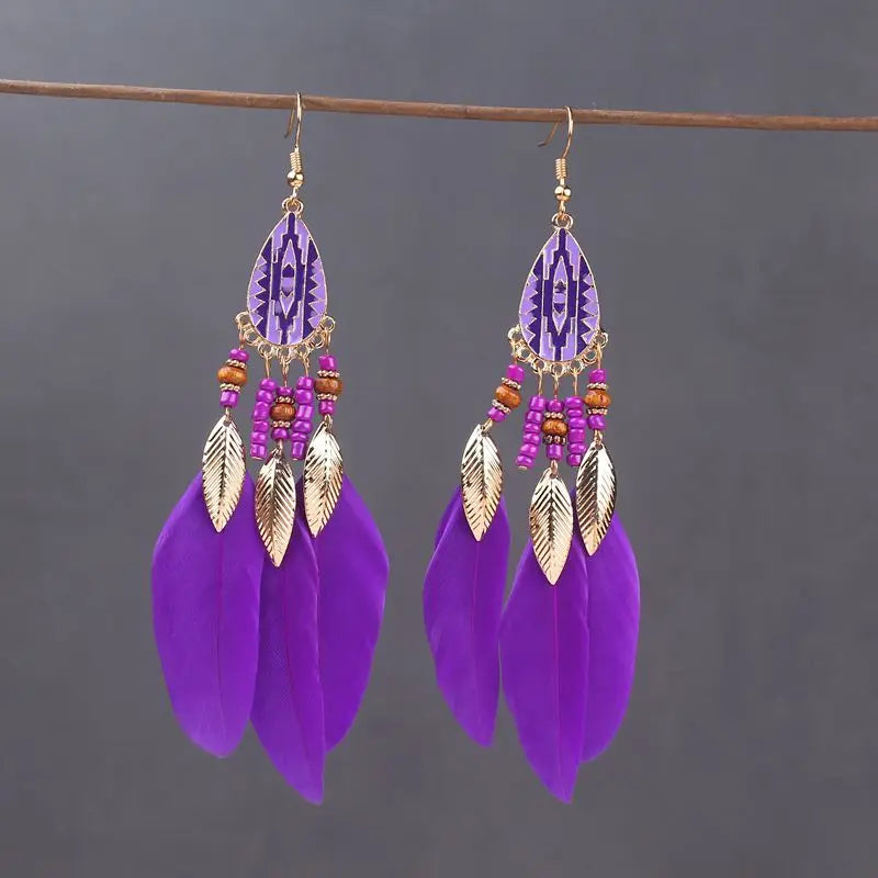 Aros Largos Boho con Pluma y Borlas
