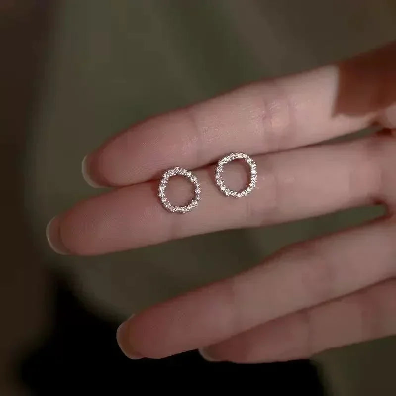 Collar de Plata 925 con Zirconia Estilo Minimalista