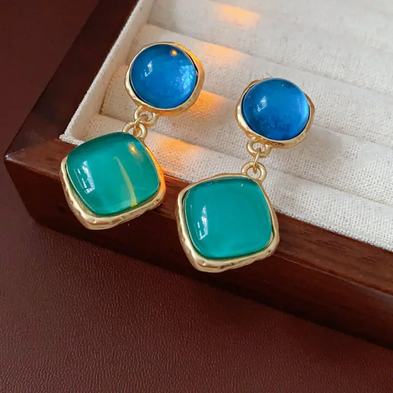 Aros Vintage Resina Roja Forma Oval
