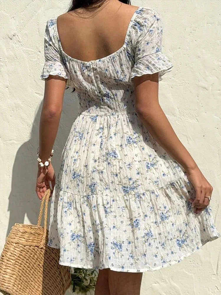 Vestido Corto Estampado con Cordones y Espalda Abierta