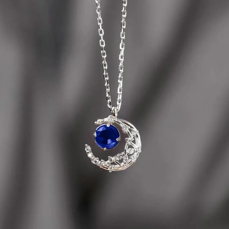 Collar con Dije Planeta y Corazón Rosa con Zirconia