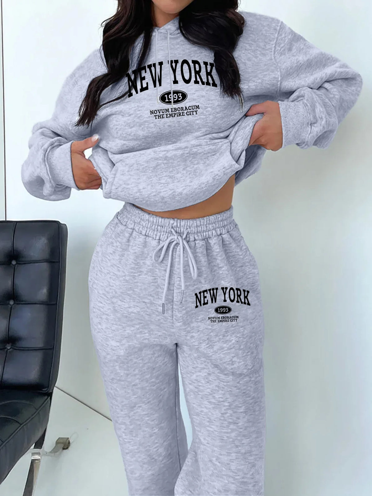 Conjunto Buzo Estampado New York y Pantalón