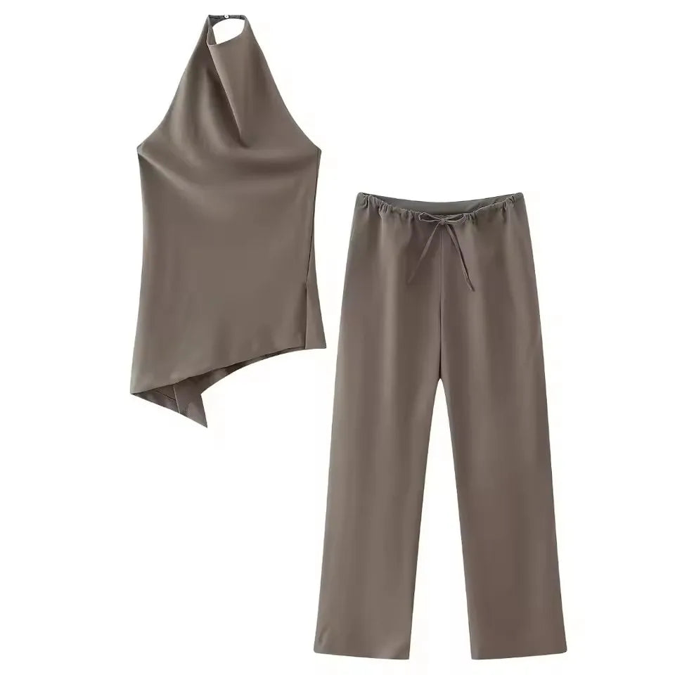 Conjunto Satinado Top Halter Asimétrico y Pantalón Wide Leg