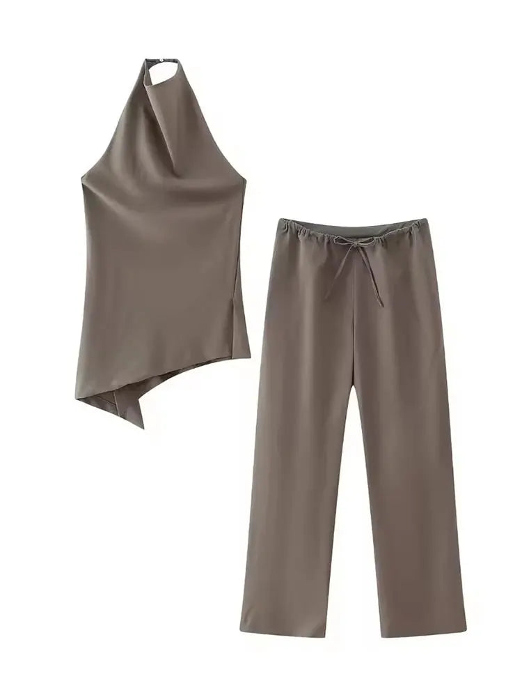 Conjunto Satinado Top Halter Asimétrico y Pantalón Wide Leg