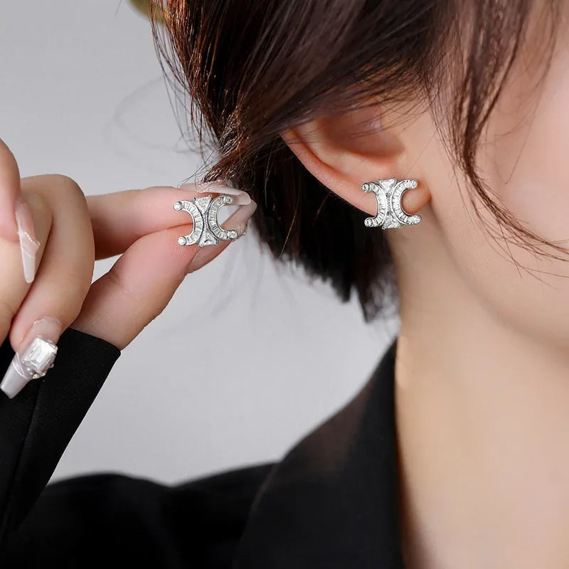 Aros Stud Baño 14K con Zirconia