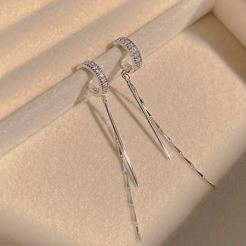 Ear Cuff con Borla de Cristal sin Perforación